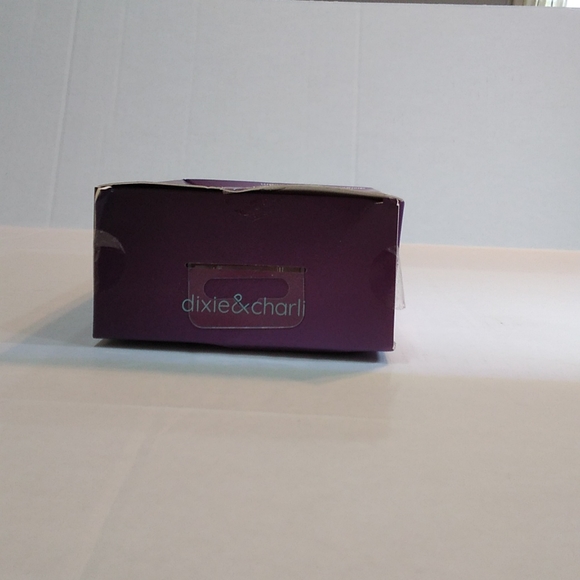 Dixie & charli universal heart phone stand nwot - Picture 3 of 6